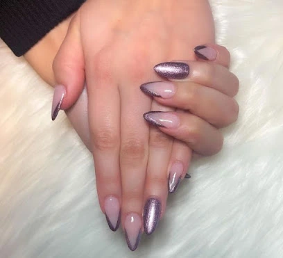 8th-day-nails