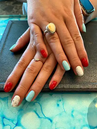 bella-salon-spa-aveda