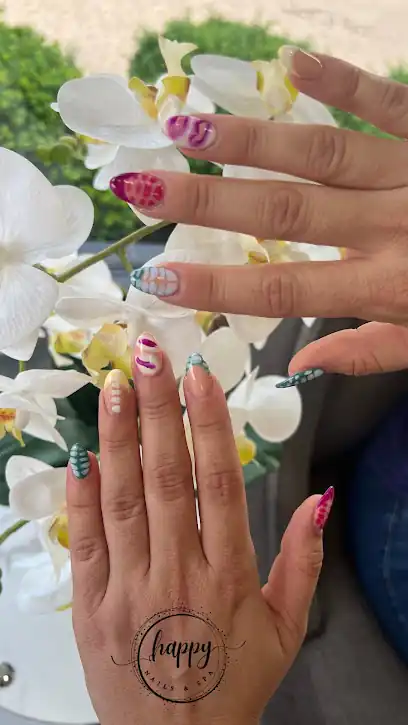 happy-nails-spa