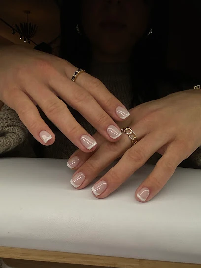 miranda-nails