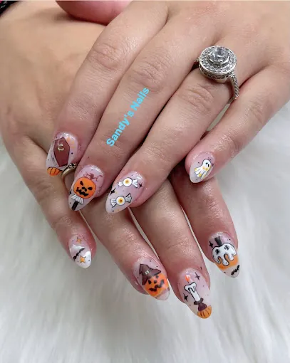 sandy-s-nails