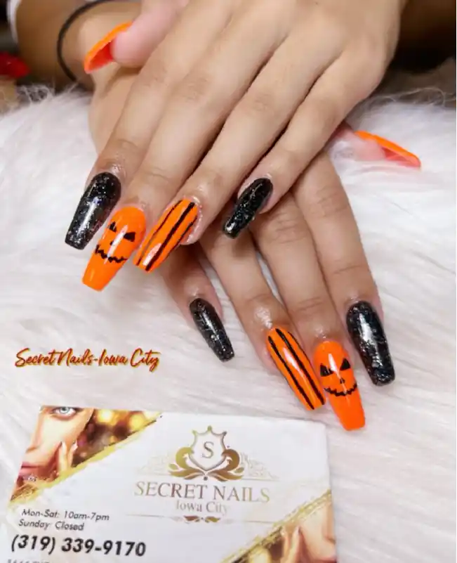 secret-nails-iowa-city